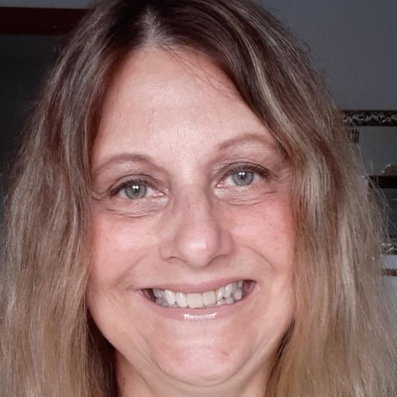 Meet Your Top Rated Poshmark Ambassador! - Picture 2 of 4